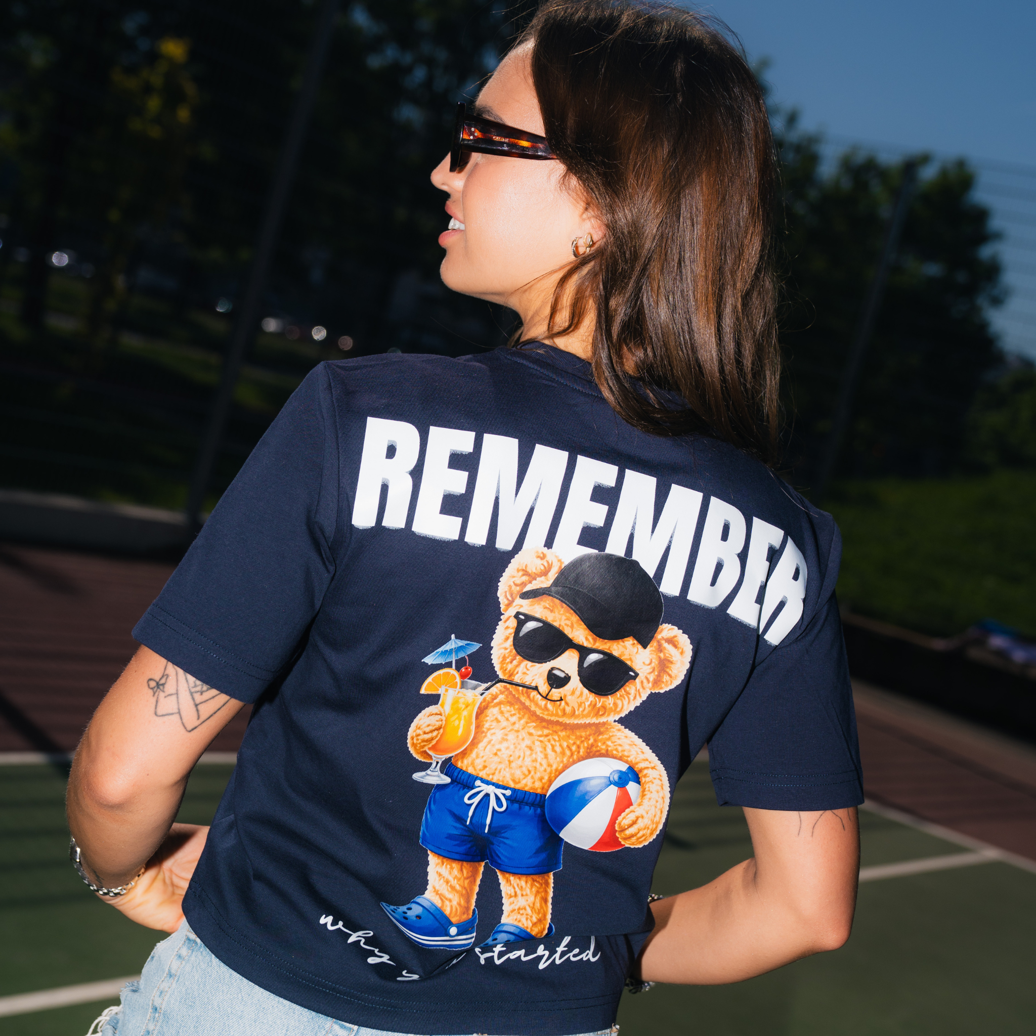 WOMEN REMEMBER CROP T-SHIRT