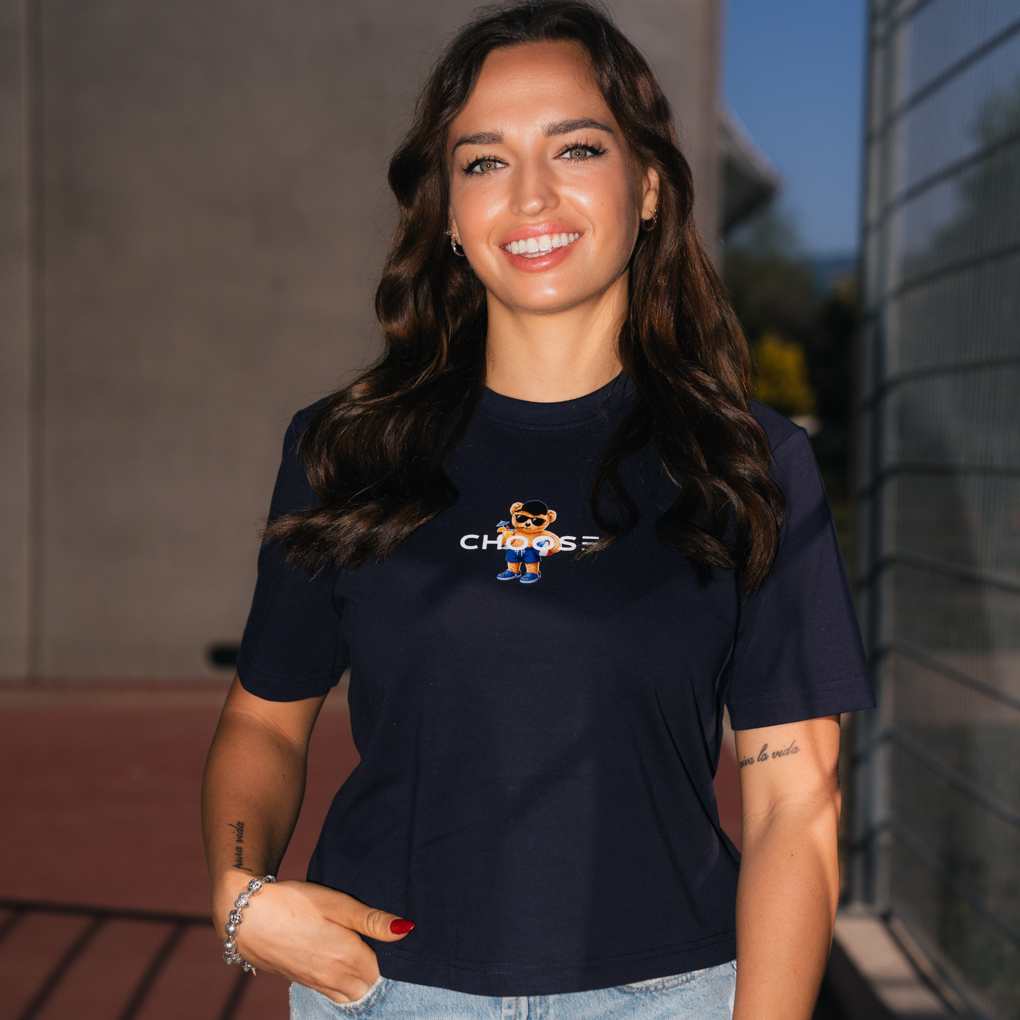 WOMEN REMEMBER CROP T-SHIRT